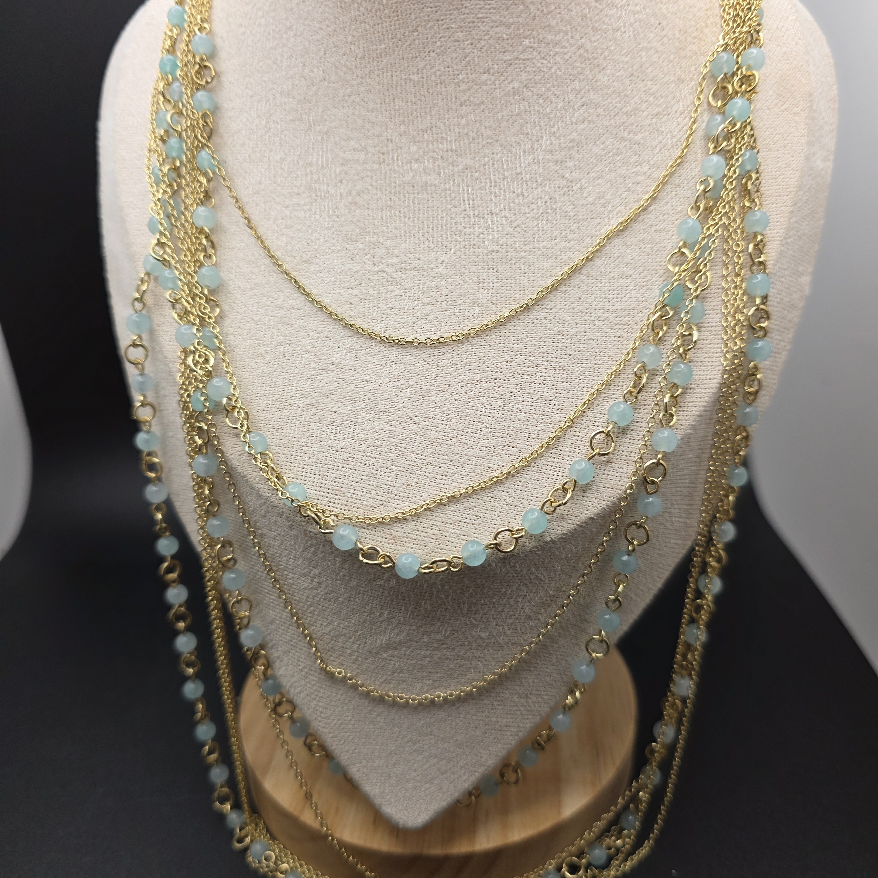 Elegant Gold And Jade Beaded Necklace (2144)